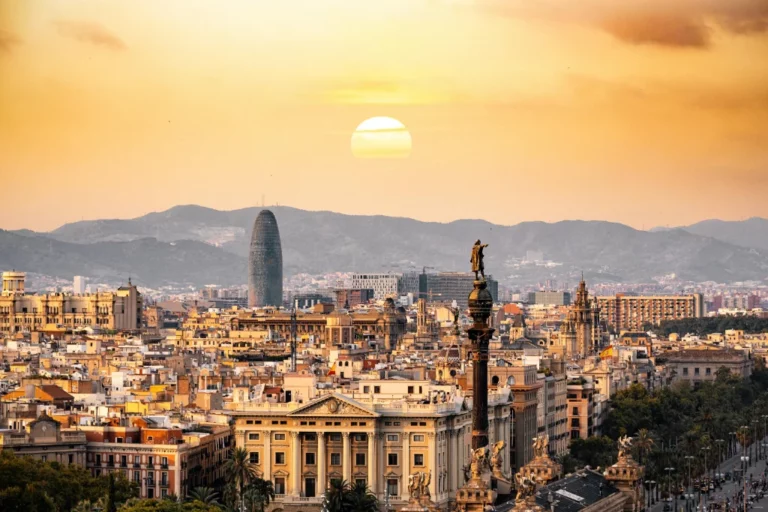 Barcelona, Spain | Designed by Pexels.com